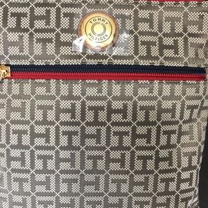 Tommy Hilfiger Crossbody